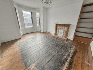 Photo 1- click for photo gallery